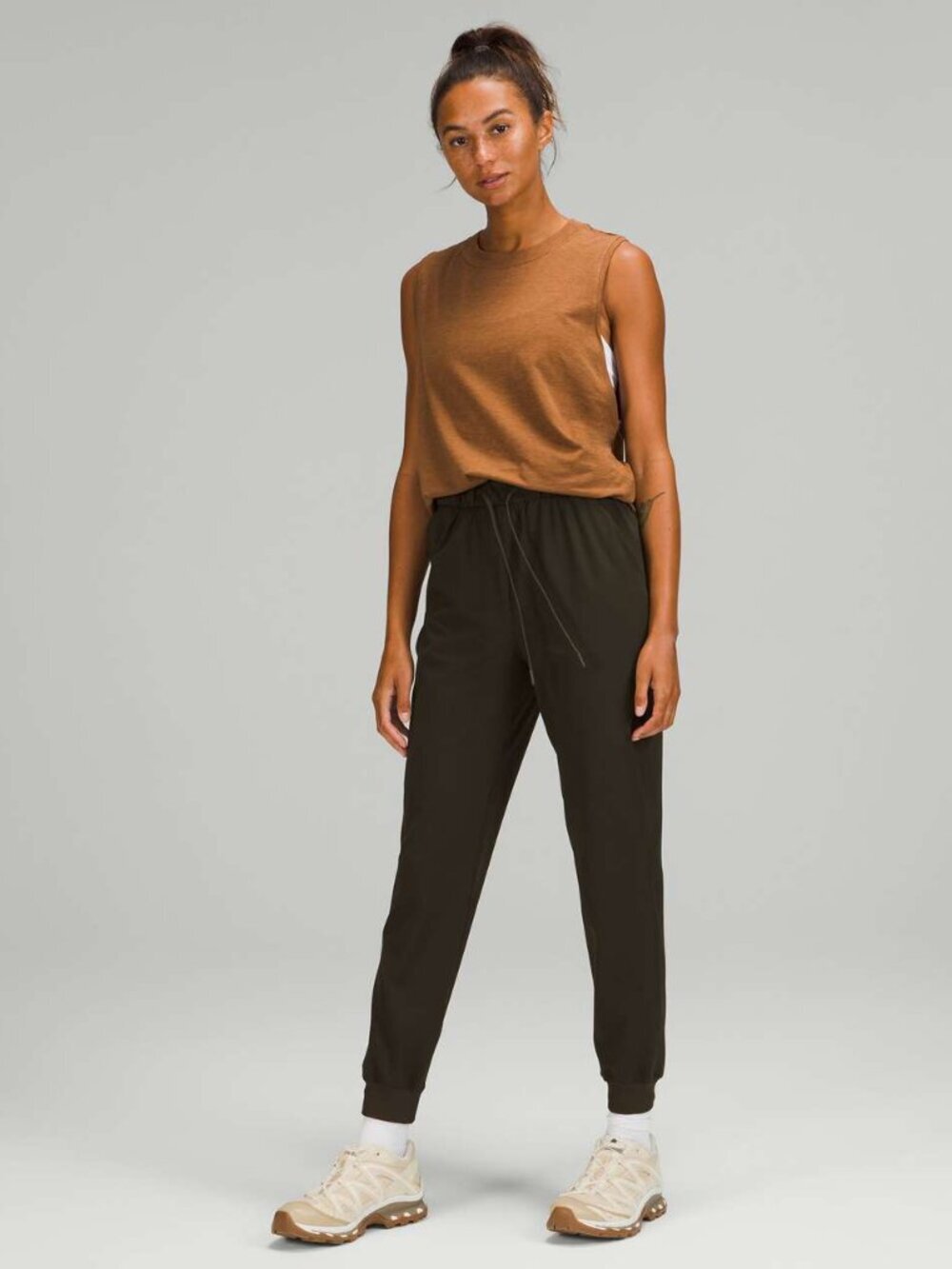 Lululemon Athletica Stretch High-Rise Jogger *Full Length Dark Olive Size 6